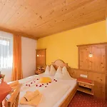 Hinteraigengut Farm stay Flachau