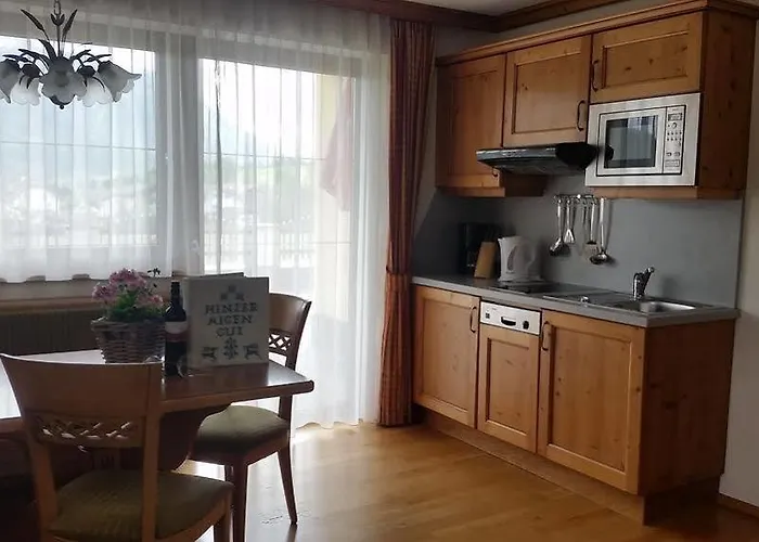 Hinteraigengut Farm stay Flachau