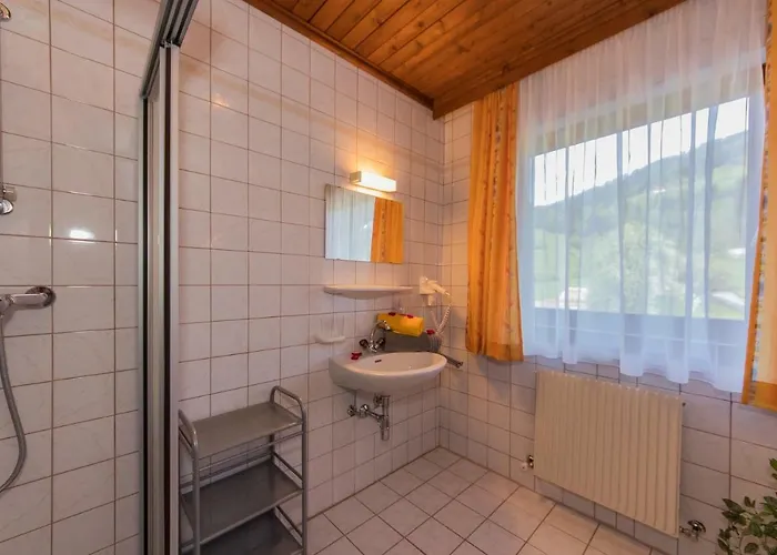 Farm stay Hinteraigengut